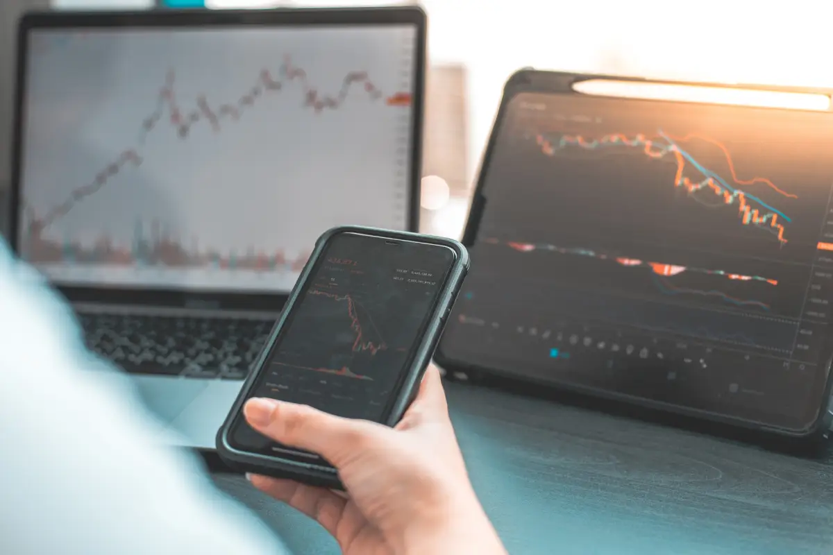 How stock market prices are formed, and why they are so volatile
