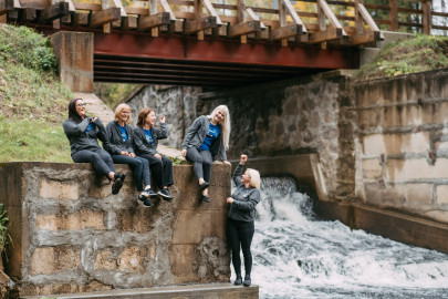 Komanda ar sirds siltumu - Virši Madona